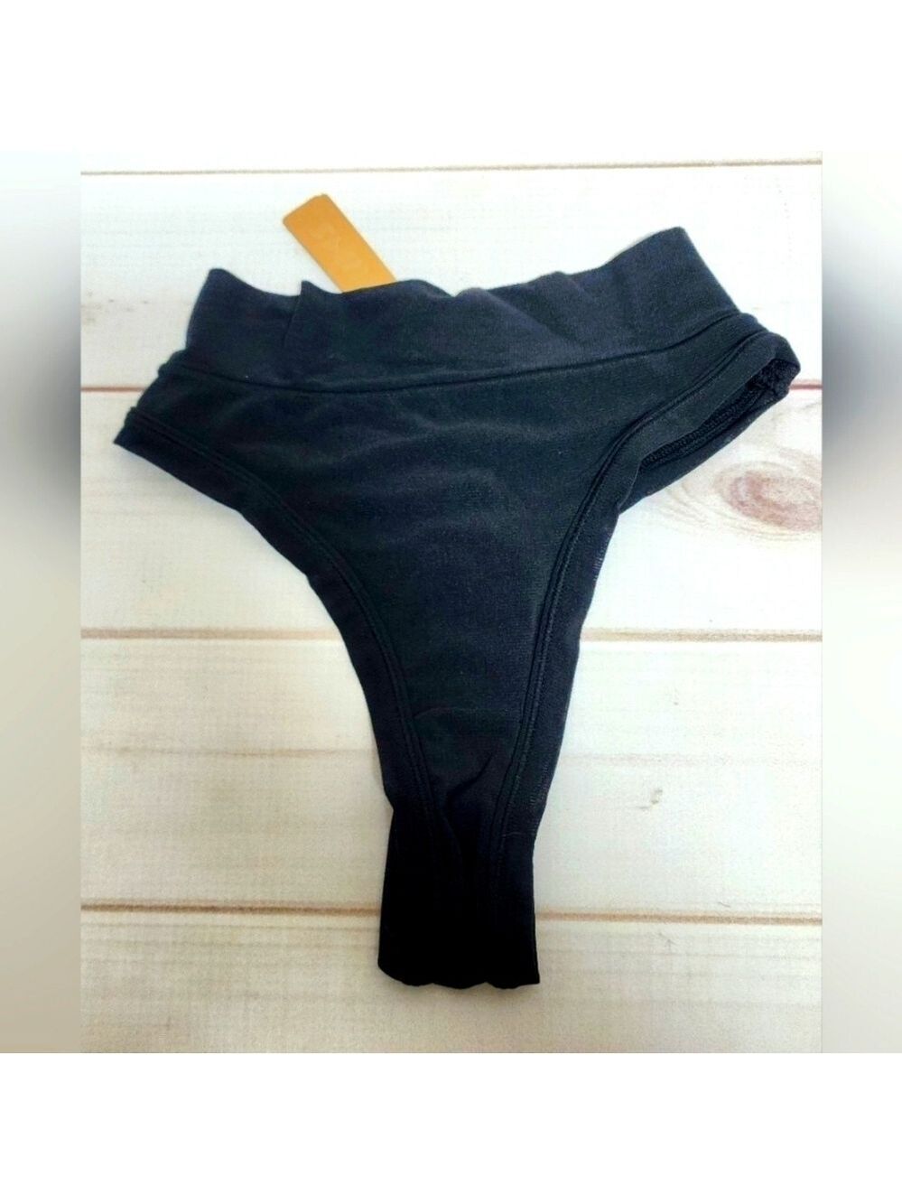 Skims Soft Smoothing Seamless Thong in Black Size XXS New With Tags